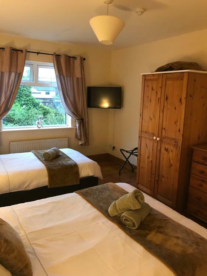 Hotel The Ring Lyne Valentia Island Exterior foto